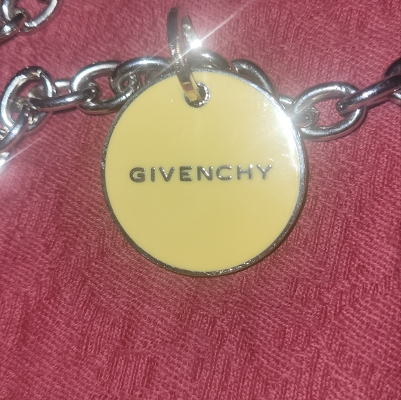Givenchy yellow leather wallet or cross body on original chain - Picture 6 of 12